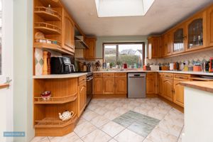 Kitchen- click for photo gallery